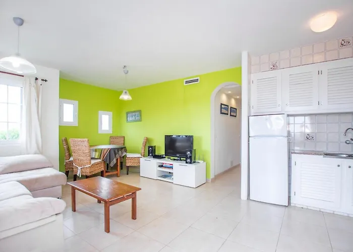 Cheap & Chic En De 3 * Son Bou